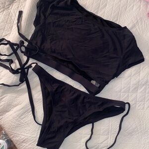 FASHION NOVA SWIM SUIT